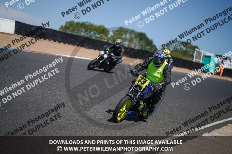 enduro digital images;event digital images;eventdigitalimages;mallory park;mallory park photographs;mallory park trackday;mallory park trackday photographs;no limits trackdays;peter wileman photography;racing digital images;trackday digital images;trackday photos